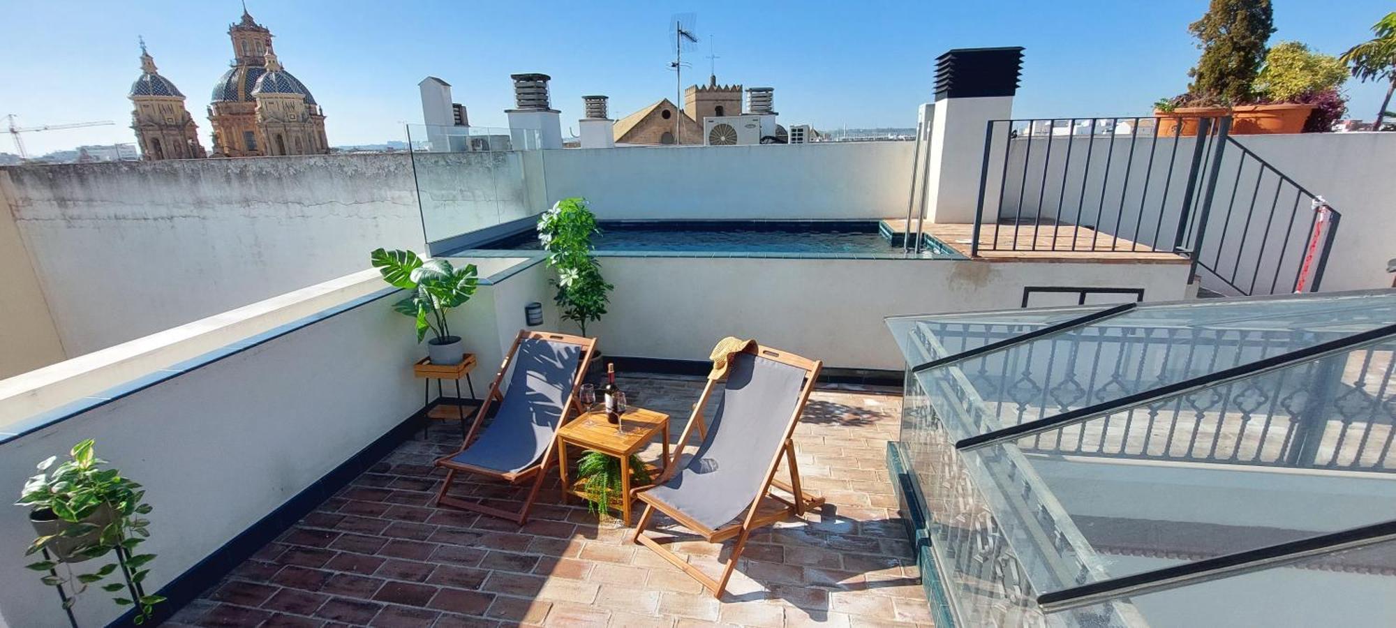 San Luis Downtown & Pool Apartment Sevilha Exterior foto