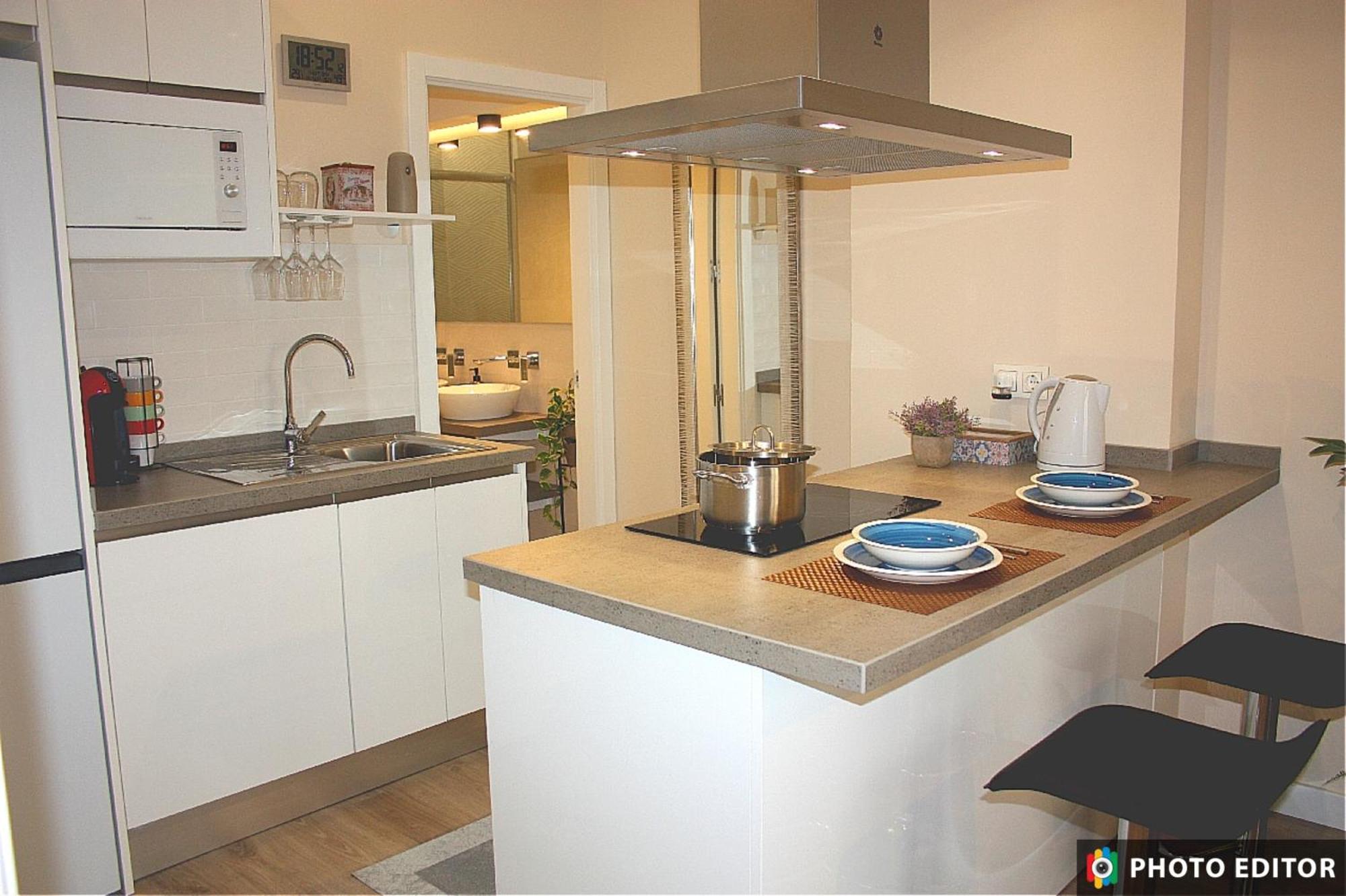 San Luis Downtown & Pool Apartment Sevilha Exterior foto